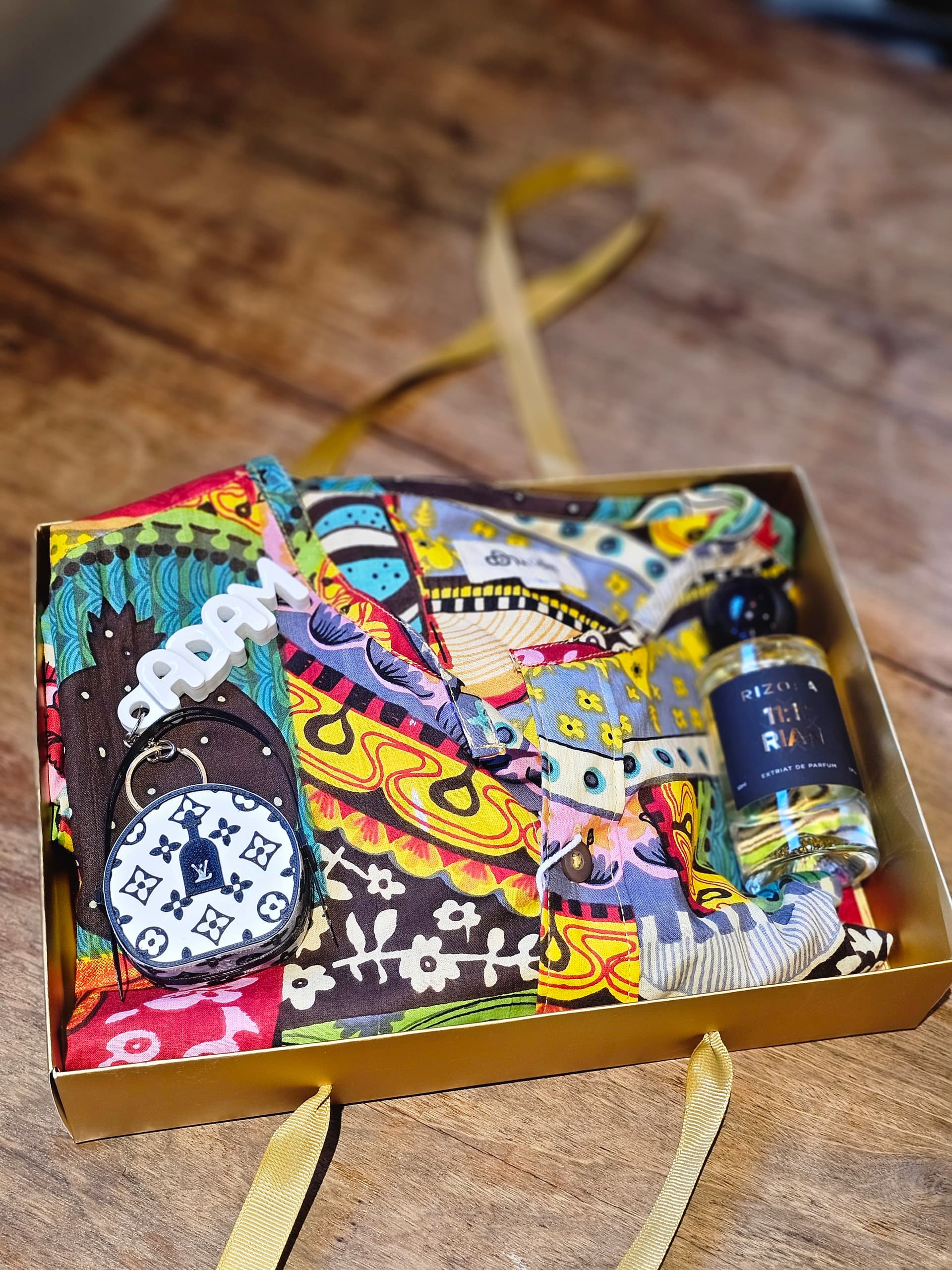 Chocolatier Unboxing Moment - HamPers Kochi Luxury Gifting Atelier
